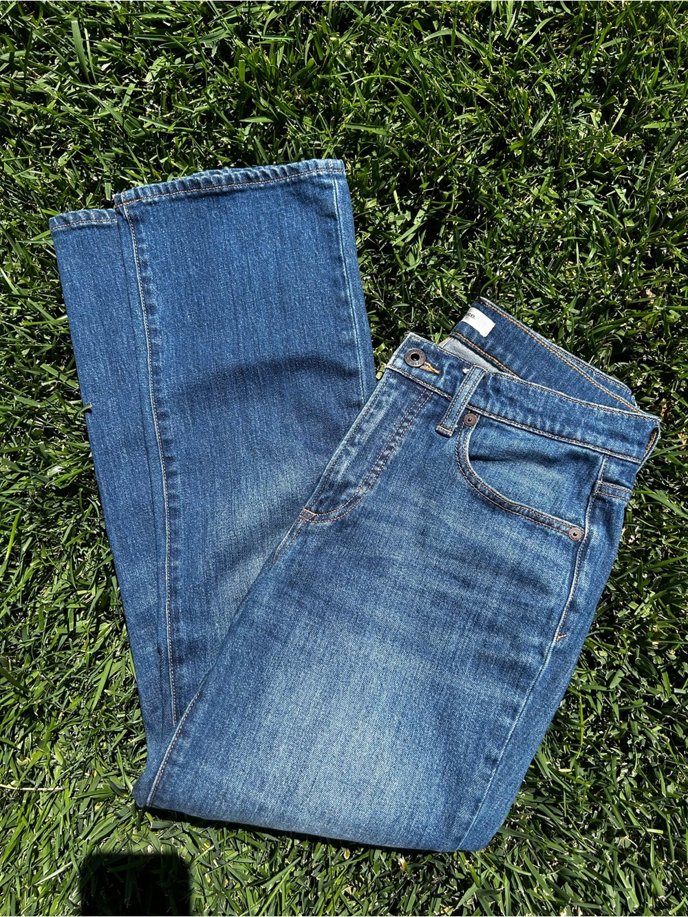 Vince Women's kick‎ Boot Cut Jeans in Medium Blue